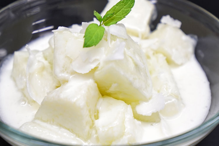 Coconut Melon Kefir Curd ready to eat - this recipe is an easy kefir melon curd recipe - make this sweet and sour Melon Kefir drink easy at home. Brewing Kefir can´t be more simple.
