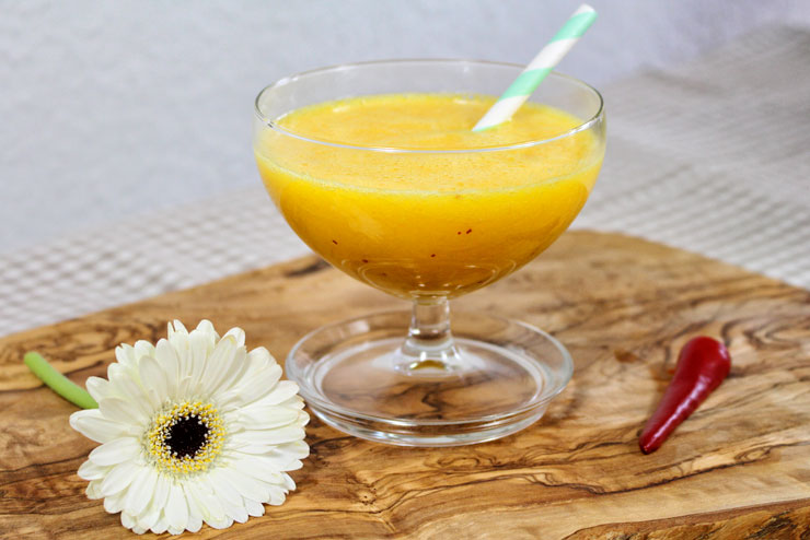 Hot Orange Kefir Drink with Chili and Oranges - a tasty and spicy recipe for hot food lovers - finished drink