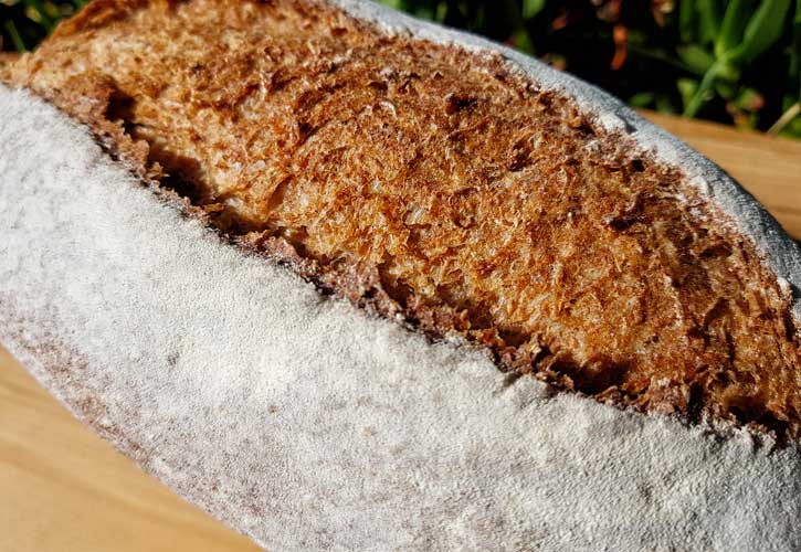 Sauerteigbrot mit schöner Kruste