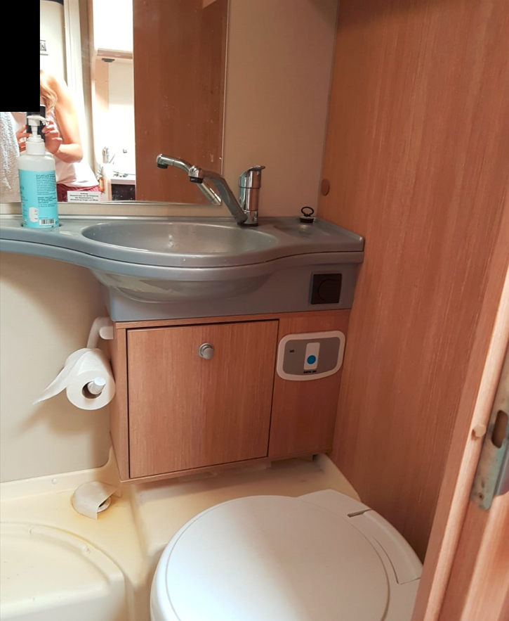 Wunderschönes gebrauchtes Wohnmobil mit Alkoven kaufen