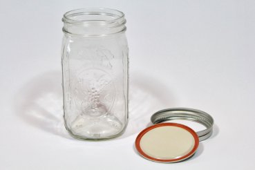 Wollen Sie selbst zu Hause Kefir, Kimchi, Sauerkraut, fermentiertes Gemüse oder fermentierte Säfte selber machen? Jetzt 3 Original Mason Ball Jar Gläser - 946ml / 32oz - online kaufen bestellen!!!
