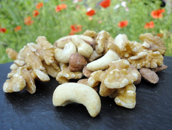 Would you like to refine milk kefir muesli with these exclusive organic cashews. Here you can buy organic cashews online