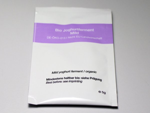 Make your own delicious organic mild yoghurt with the help of our yoghurt ferments / cultures and benefit from the positive effect.
