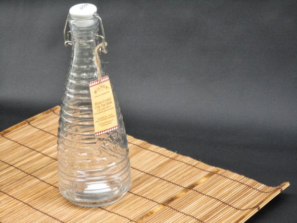 Wollen Sie Kombucha, Milchkefir (Kefirknollen), Wasserkefir (Japankristalle) und Ginger Root Beer  herstellen und in Glasflaschen abfüllen? Hier Bügelflaschen online kaufen