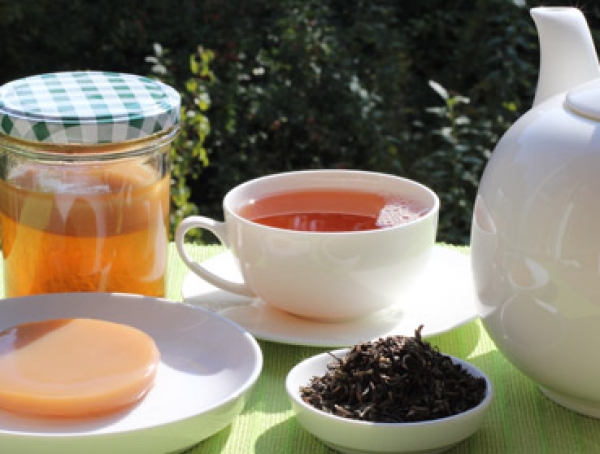 Would you like to make or brew your own kombucha tea with this delicious black tea? Here you can order Darjeeling FTGFOP-I